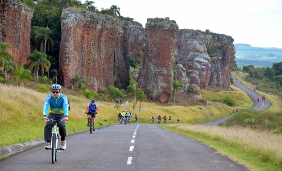 Documentário destaca Vila Velha como cenário essencial para os Caminhos do Peabiru